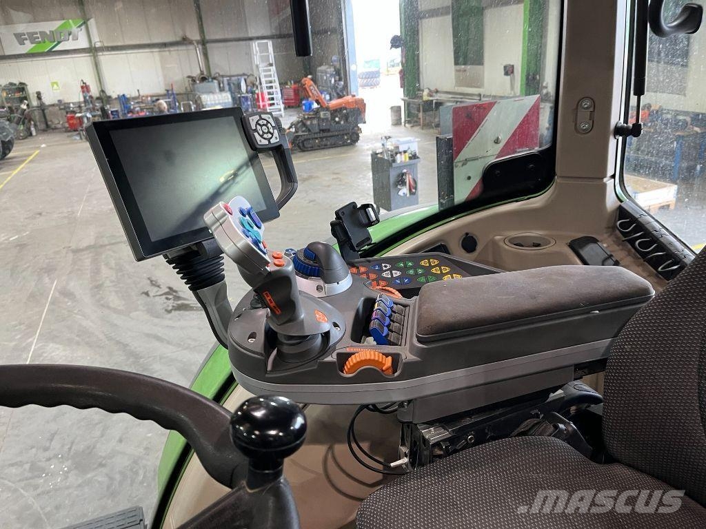Fendt 724 VARIO PROFI + Traktorer