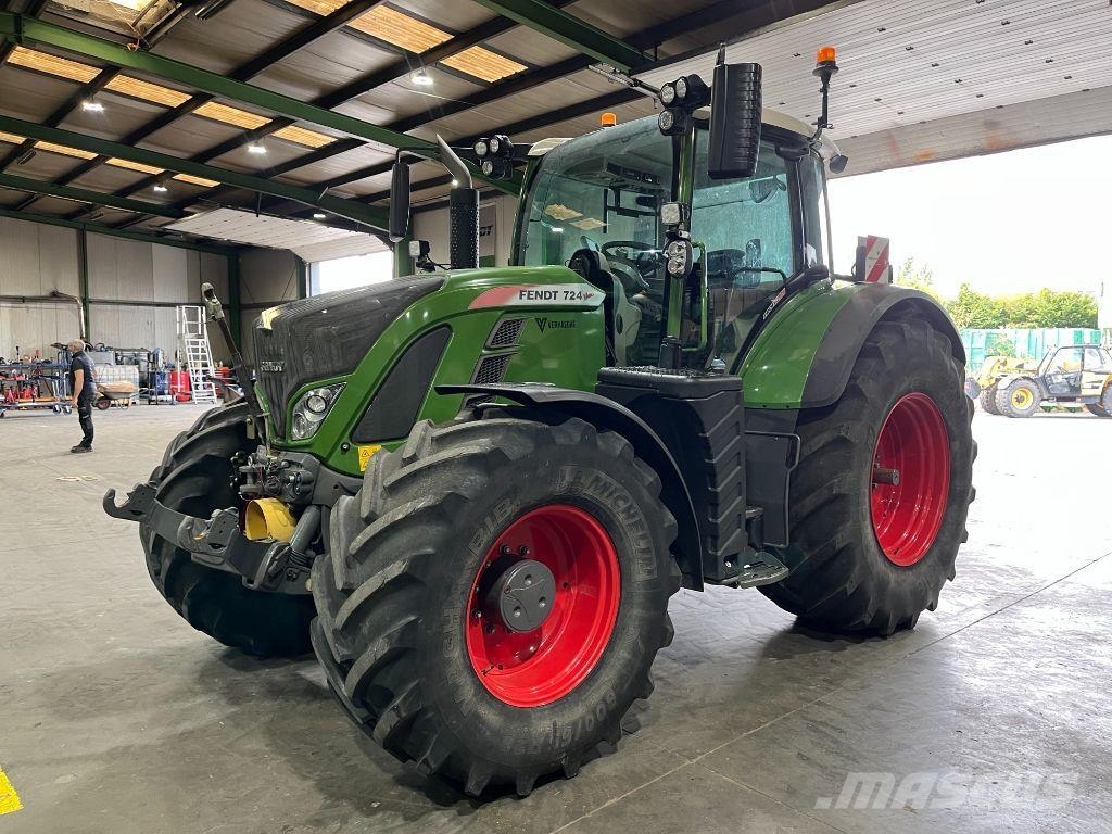 Fendt 724 VARIO PROFI + Traktorer
