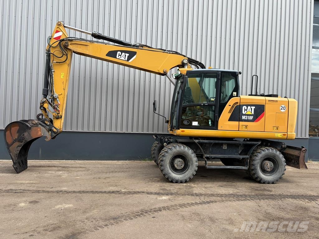 CAT M318F Bageri na kotačima