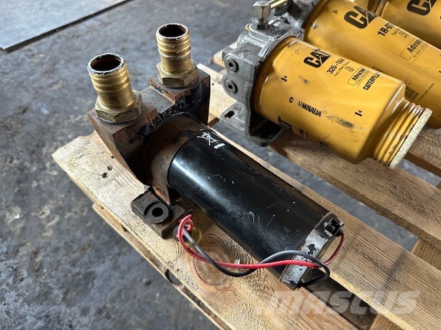 CAT 330 D USED HYDRAULIC PARTS COMPLET Hydraulics