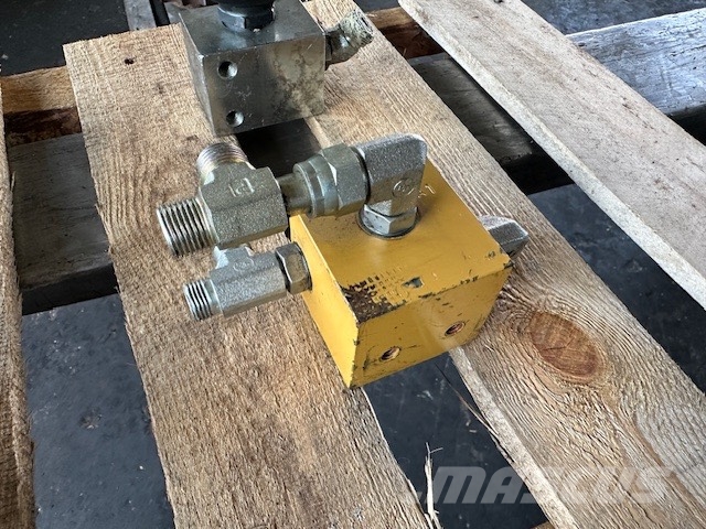 CAT 330 D USED HYDRAULIC PARTS COMPLET Hydraulics