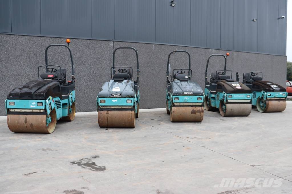 Bomag BW 100 AD-4 Valjci sa duplim bubnjem