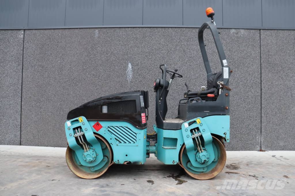 Bomag BW 100 AD-4 Valjci sa duplim bubnjem