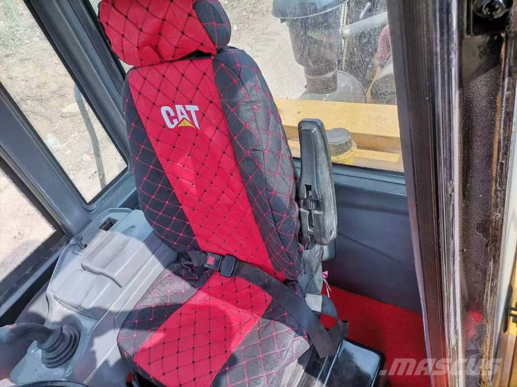 CAT 966 H Kolesni nakladalci