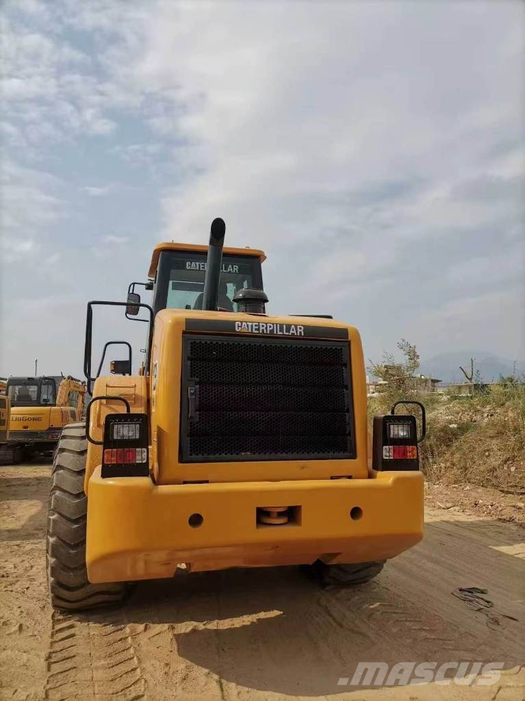 CAT 966 H Kolesni nakladalci