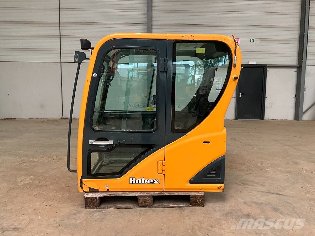 Hyundai Robex 55-9 A Kabine i unutrašnjost