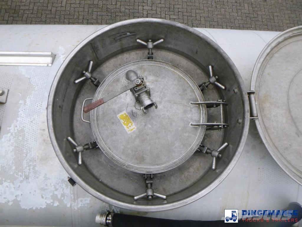 Magyar Chemical tank inox L4BH 33 m3 / 1 comp Tanktrailer