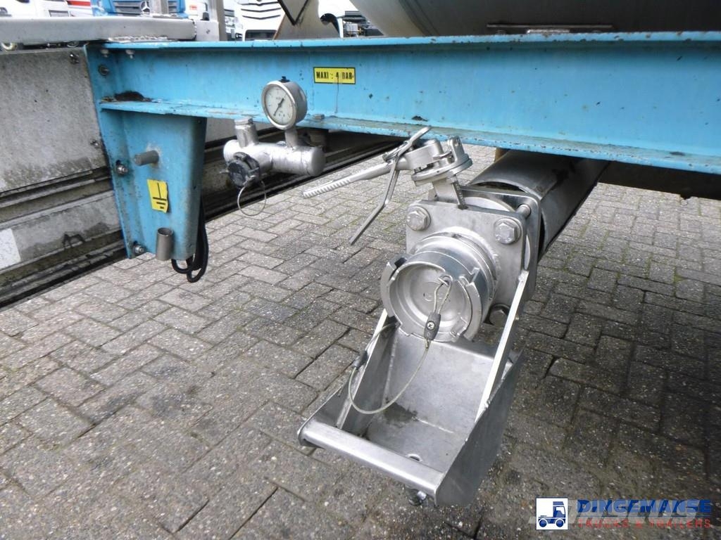 Magyar Chemical tank inox L4BH 33 m3 / 1 comp Tanktrailer