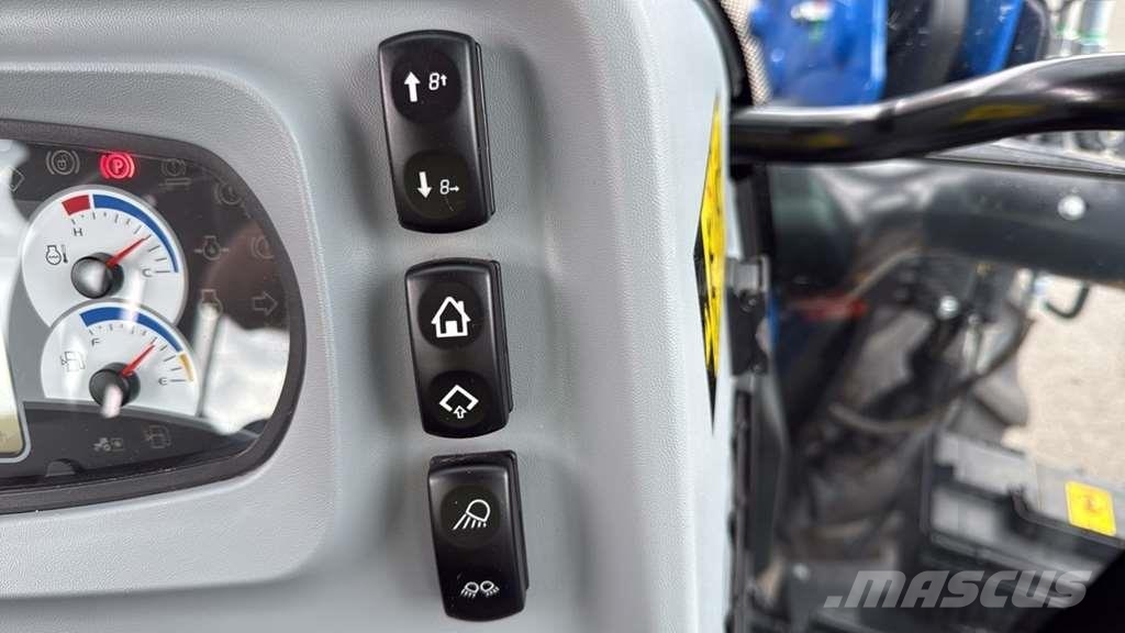 New Holland T5.90 Tractor Tractors