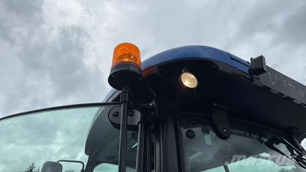 New Holland T5.90 Tractor Tractors