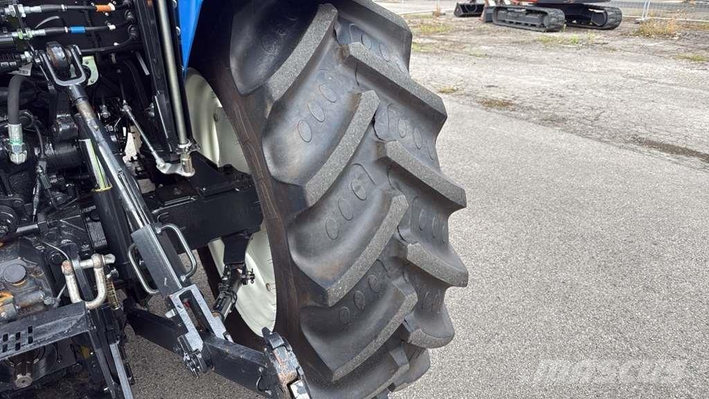 New Holland T5.90 Tractor Tractors
