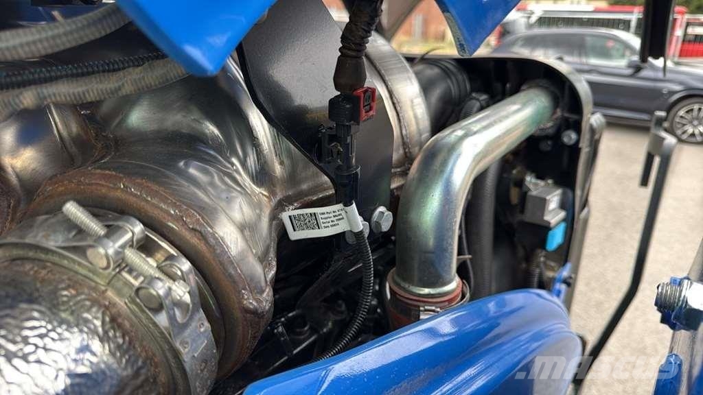 New Holland T5.90 Tractor Tractors
