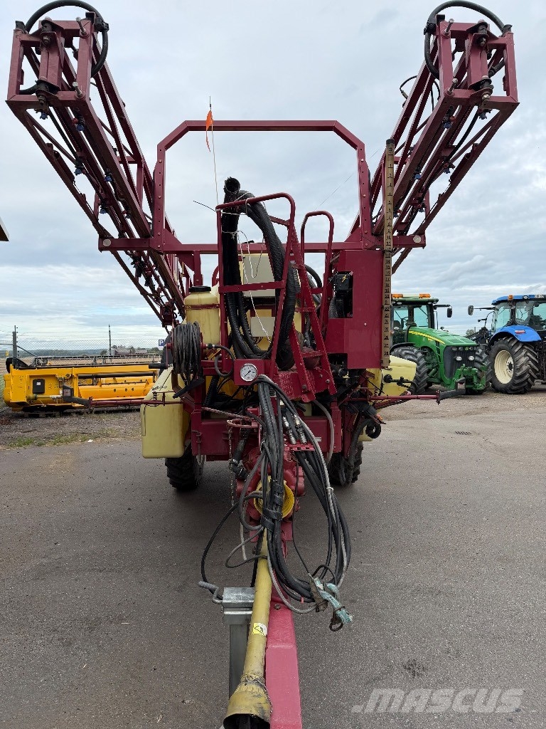 Hardi Commander 2800 Classic Vučene prskalice
