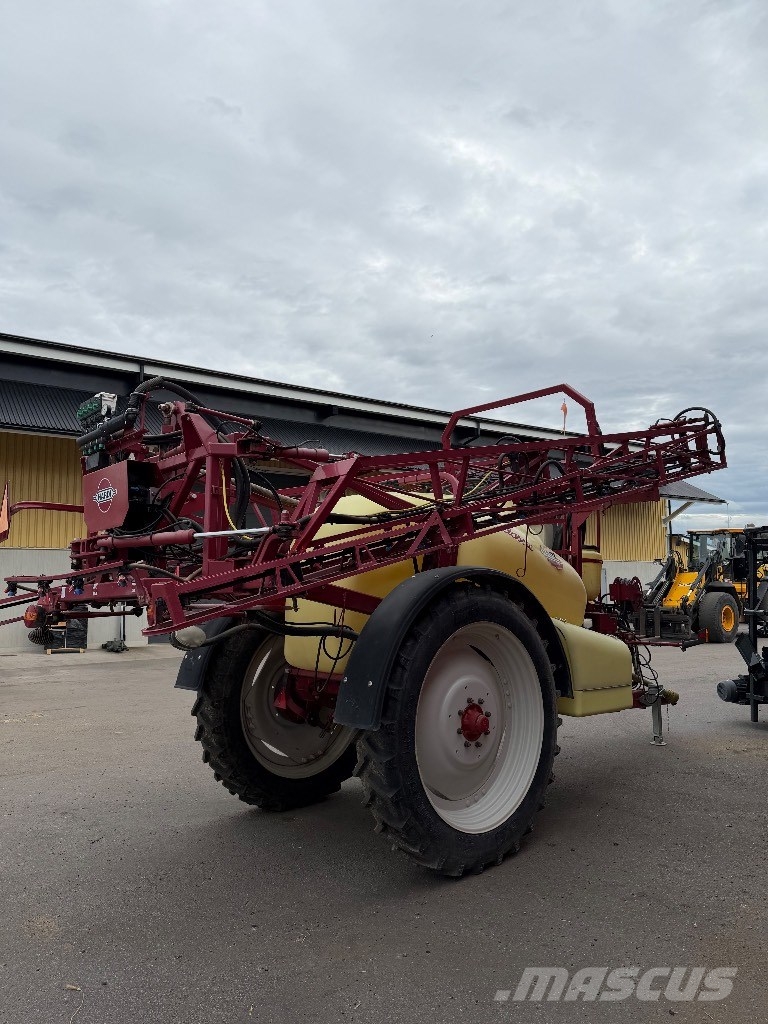 Hardi Commander 2800 Classic Vučene prskalice