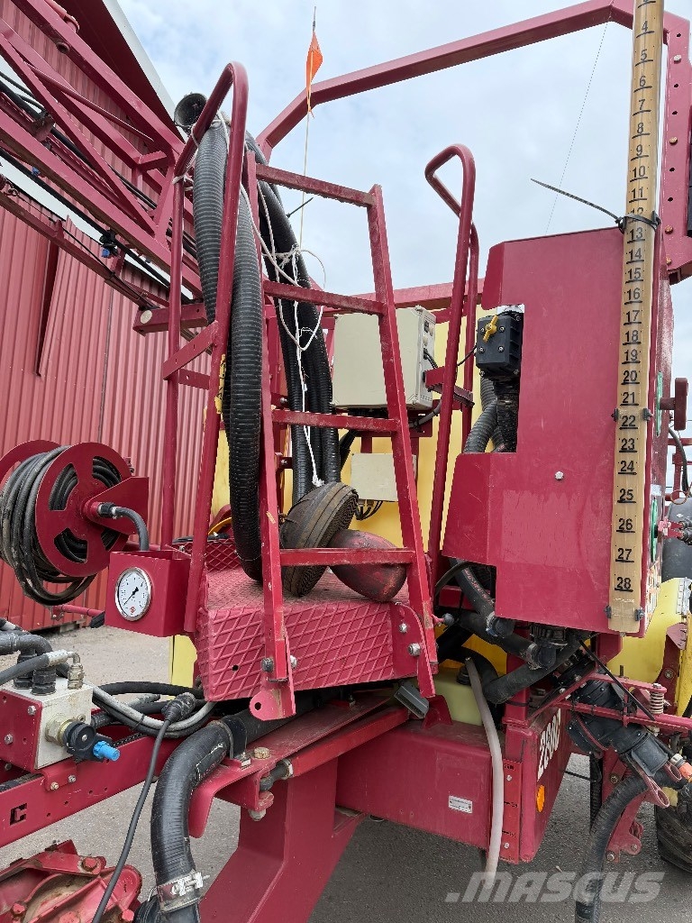 Hardi Commander 2800 Classic Vučene prskalice