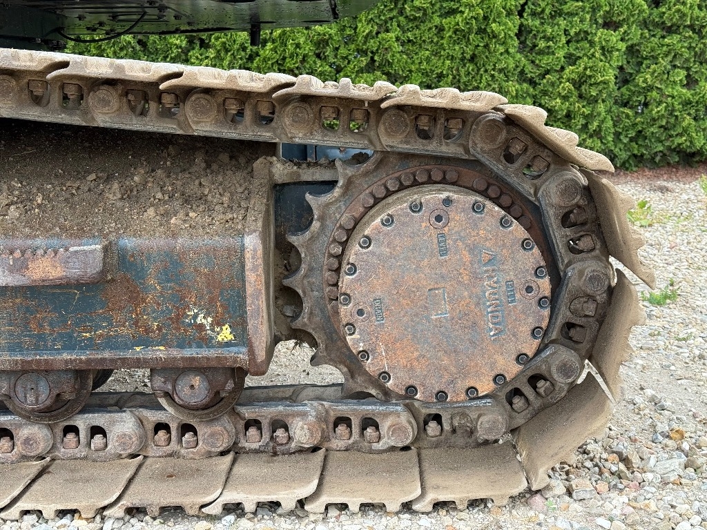 Hyundai HX 235 LCR Roomikekskavaatorid