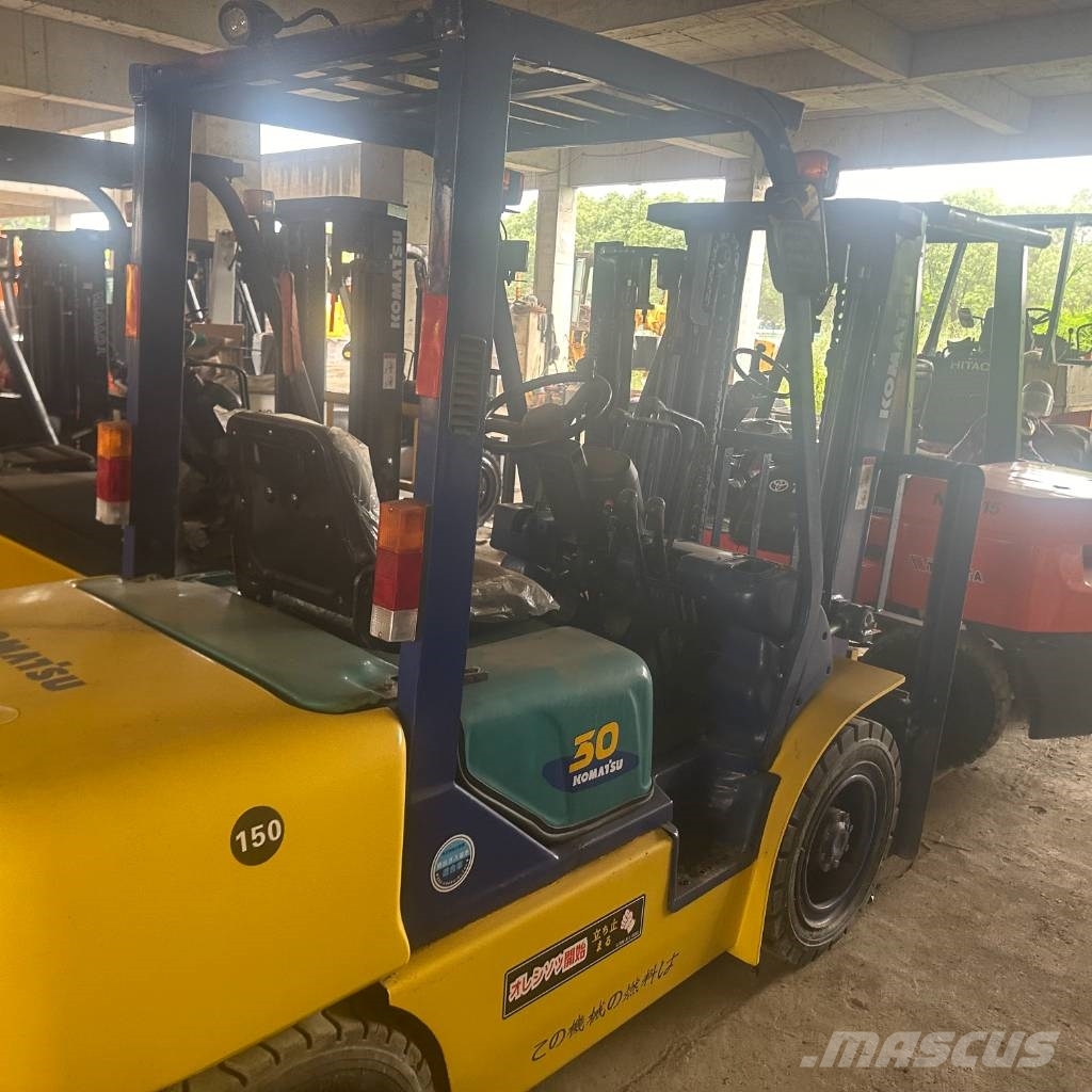 Komatsu F30T Dizelski viljuškari