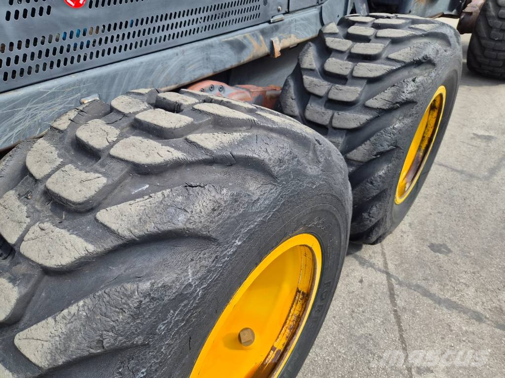 Ponsse Buffalo 8W Kuormatraktorit