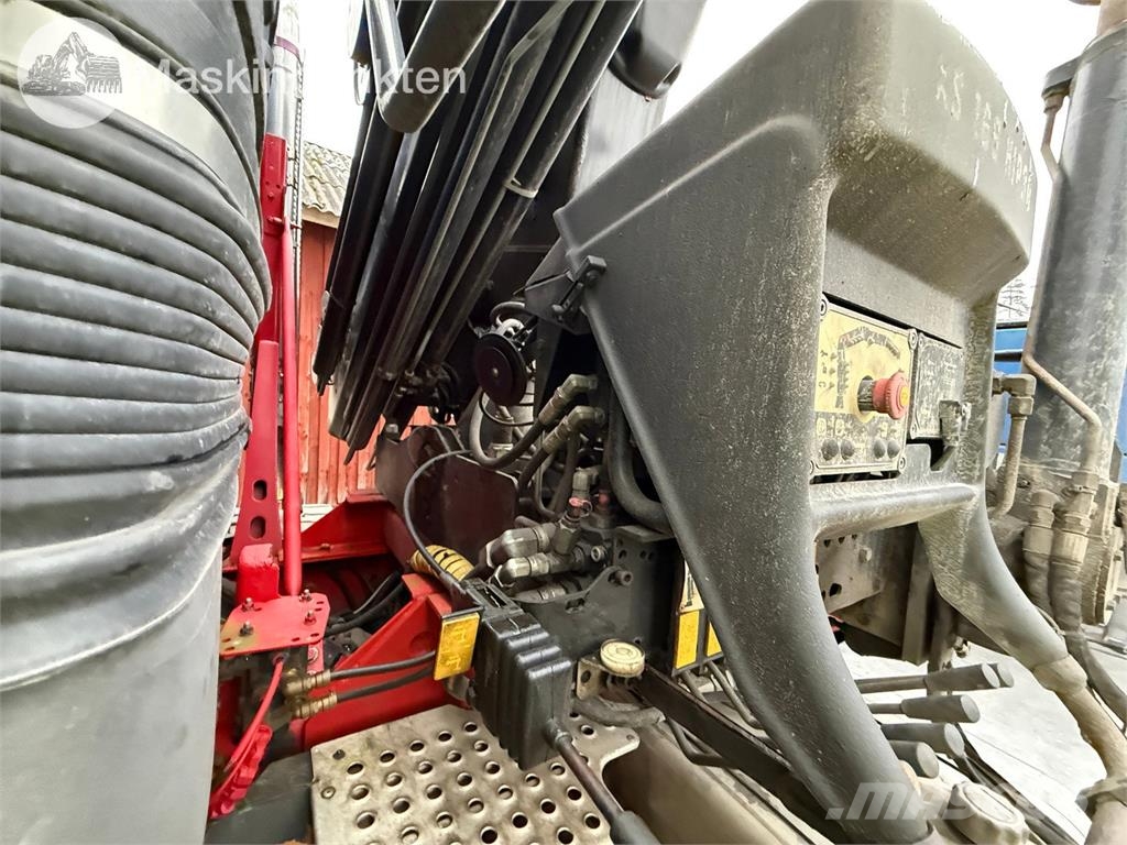Volvo FH 6*4 Ombyggd BIL Sadulveokid