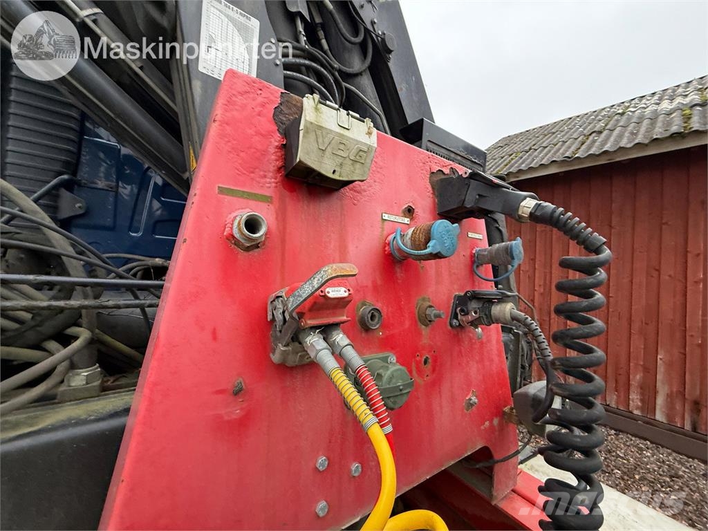 Volvo FH 6*4 Ombyggd BIL Sadulveokid