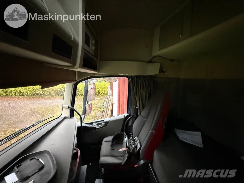 Volvo FH 6*4 Ombyggd BIL Sadulveokid