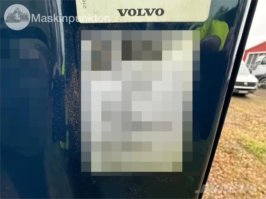 Volvo FH 6*4 Ombyggd BIL Sadulveokid