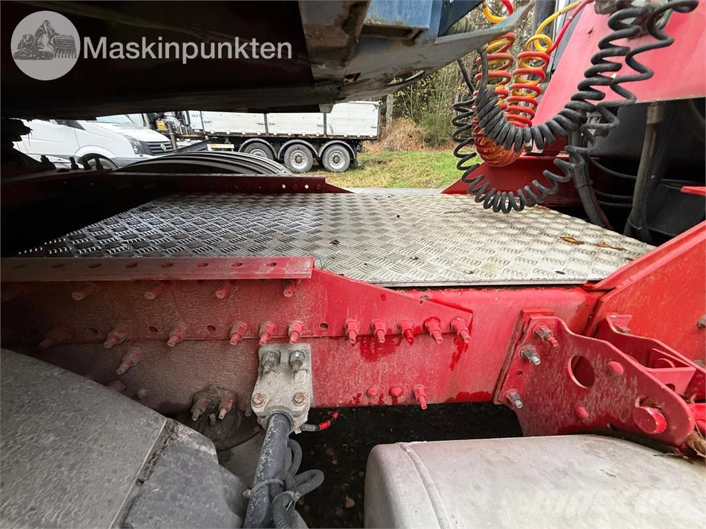Volvo FH 6*4 Ombyggd BIL Sadulveokid