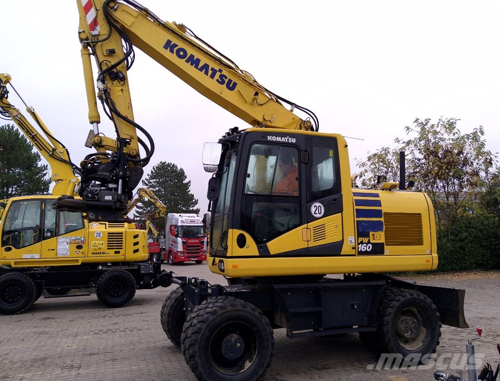 Komatsu PW160-11 حفارات بعجل