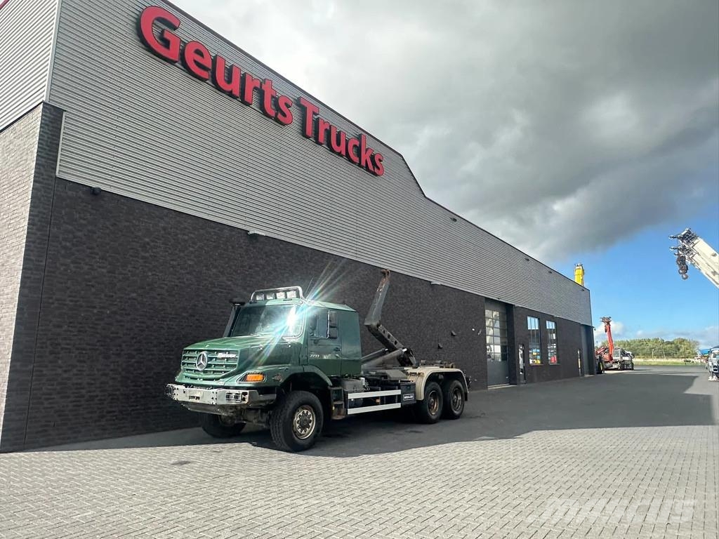 Mercedes-Benz Zetros 2733 Mercedes-Benz Zetros 2733 A 6x6 Allrad Hook lift trucks