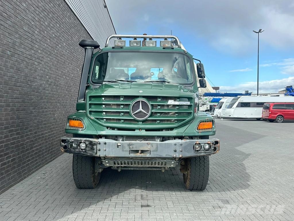 Mercedes-Benz Zetros 2733 Mercedes-Benz Zetros 2733 A 6x6 Allrad Hook lift trucks