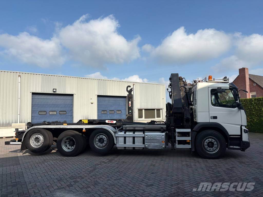 Volvo FMX 420 8x2, 2015 incl. HMF kraan en contain FMX 420 Containerchassis