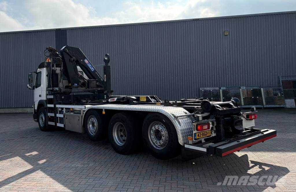 Volvo FMX 420 8x2, 2015 incl. HMF kraan en contain FMX 420 Containerchassis