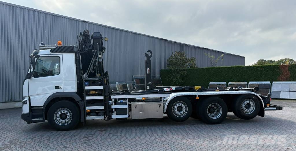 Volvo FMX 420 8x2, 2015 incl. HMF kraan en contain FMX 420 Containerchassis