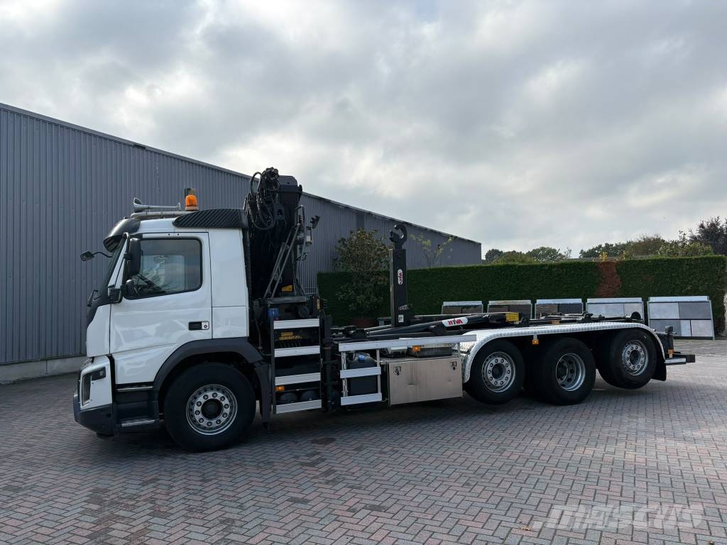 Volvo FMX 420 8x2, 2015 incl. HMF kraan en contain FMX 420 Containerchassis