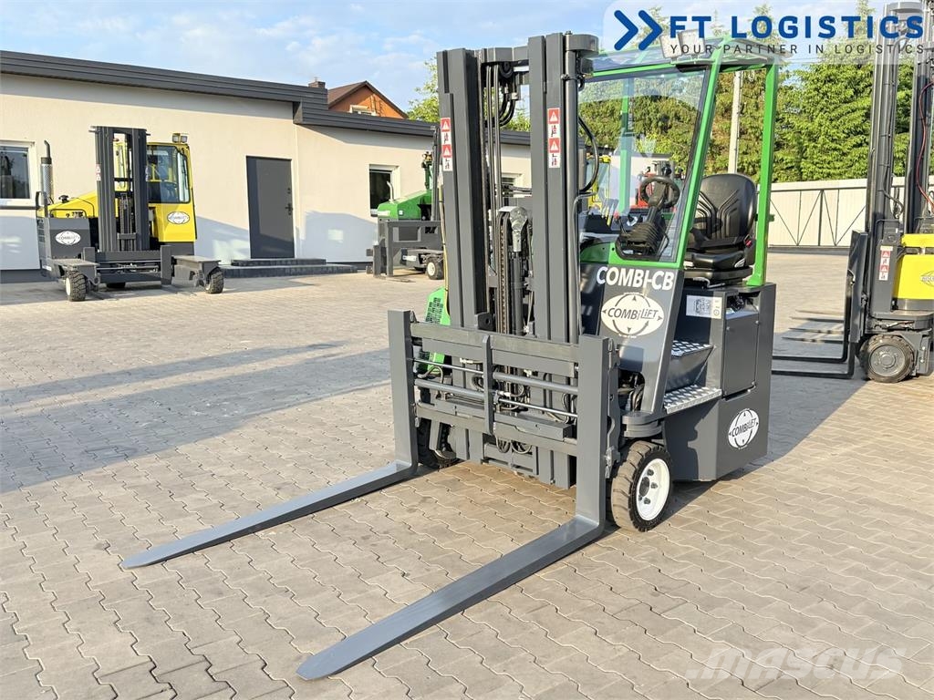Combilift CB3000 | DIESEL | TRIPLEX 4900 | FREE-LIFT | FORK- 4-veis truck