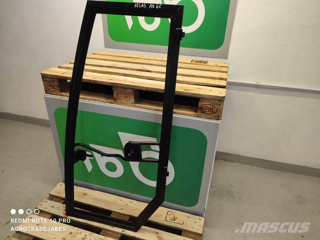 Atlas AR65 door frame Kabiinid