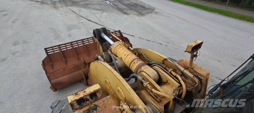 CAT 990 Φορτωτές με λάστιχα (Τροχοφόροι)