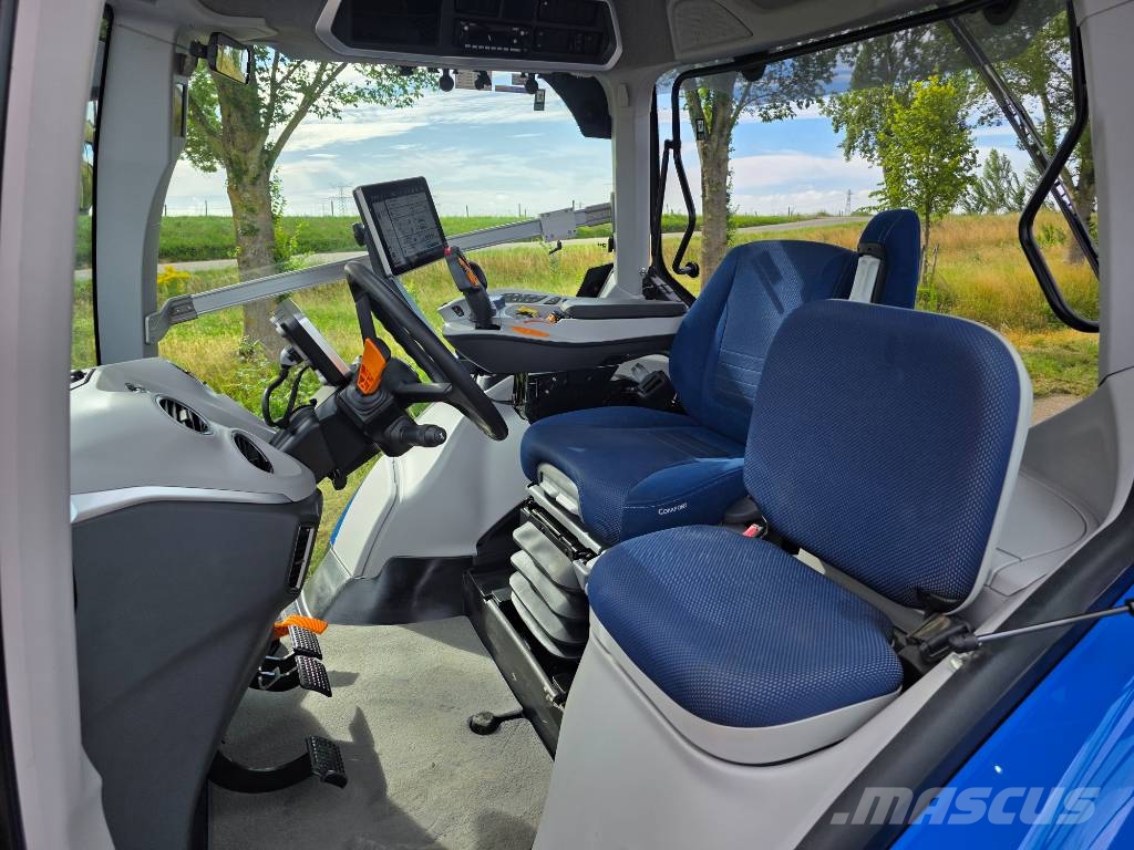 New Holland T7.230 PC PLMI Tractors