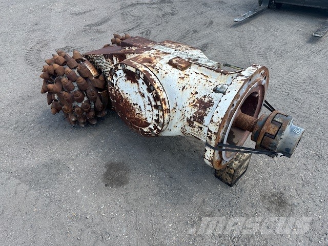 Erkat Erkat drum cutters Escavatori cingolati