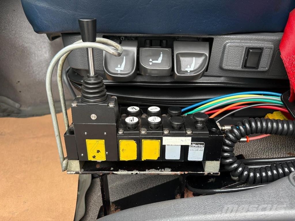 Volvo FM 460 EEV + HMF 2200-- 3X EXT. + REMOTE + HOOK AR Mobiilinosturit