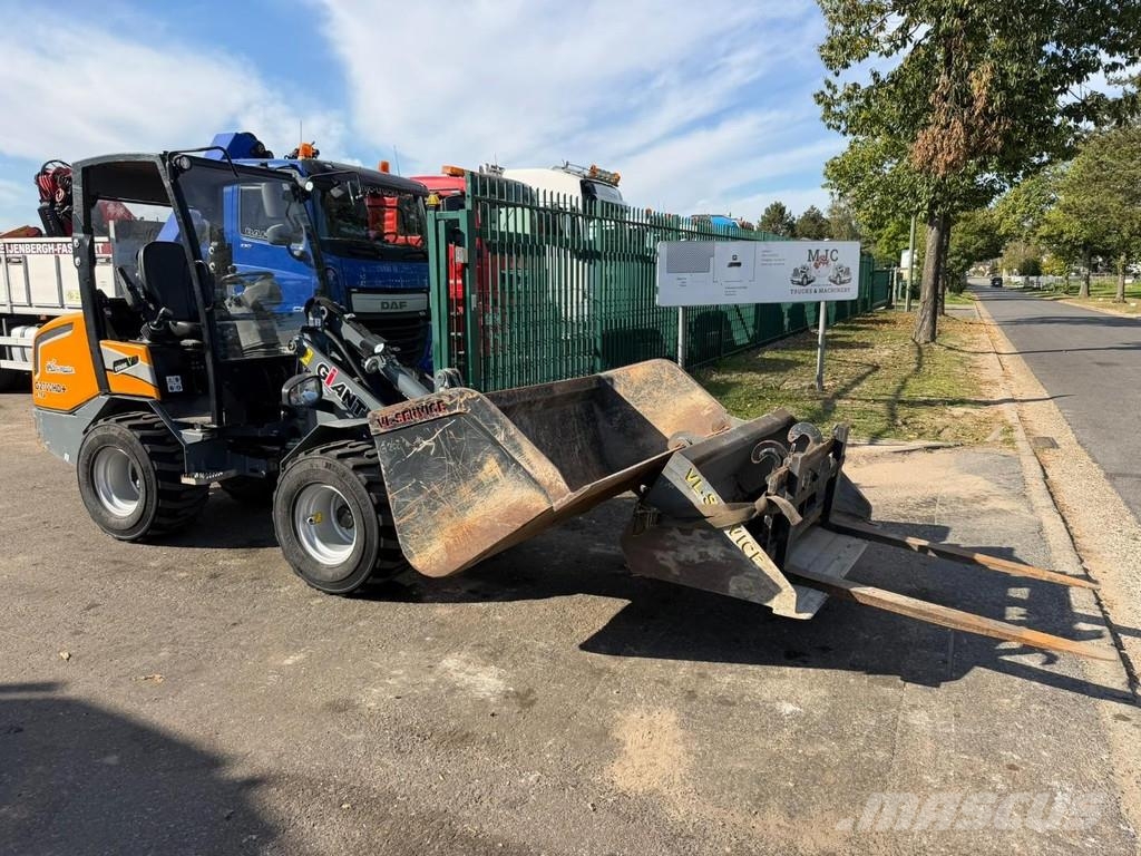 GiANT G2700 X-TRA - 1263h ORIGINAL - 2 BUCKETS + FORKS - Radlader