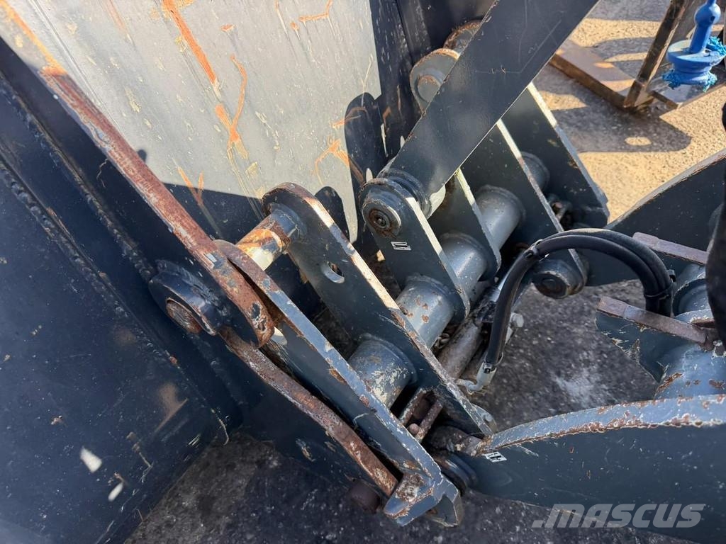 GiANT G2700 X-TRA - 1263h ORIGINAL - 2 BUCKETS + FORKS - Radlader