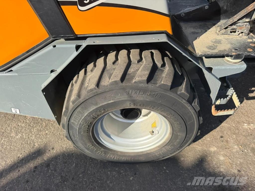 GiANT G2700 X-TRA - 1263h ORIGINAL - 2 BUCKETS + FORKS - Radlader