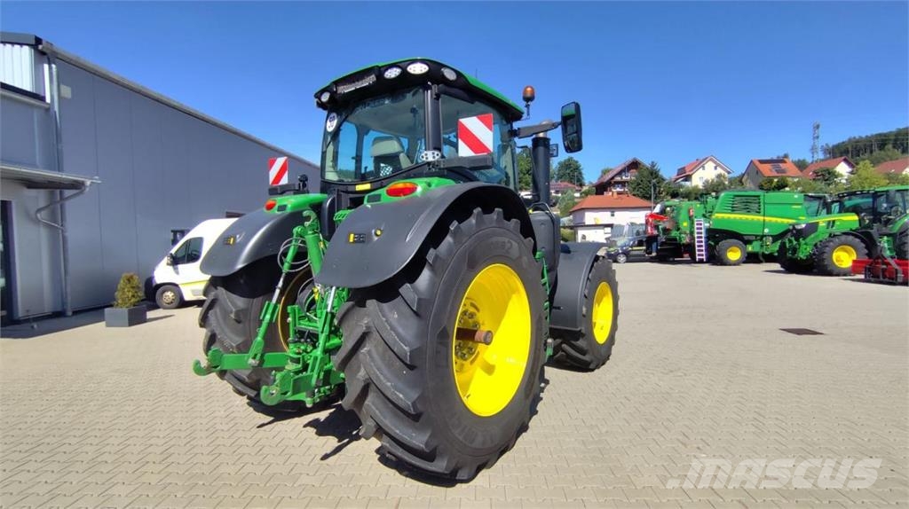 John Deere 6R 250 Tractoren