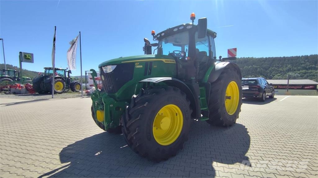 John Deere 6R 250 Tractoren