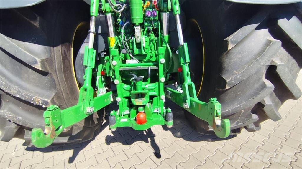 John Deere 6R 250 Tractoren