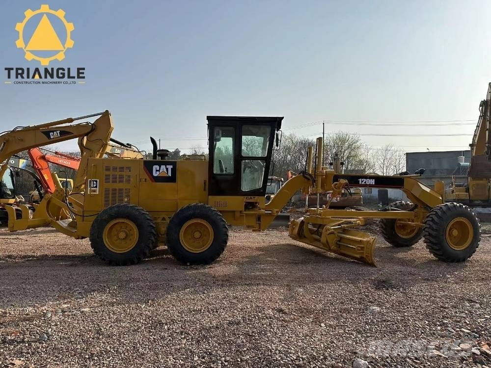 CAT 120 H Greideriai
