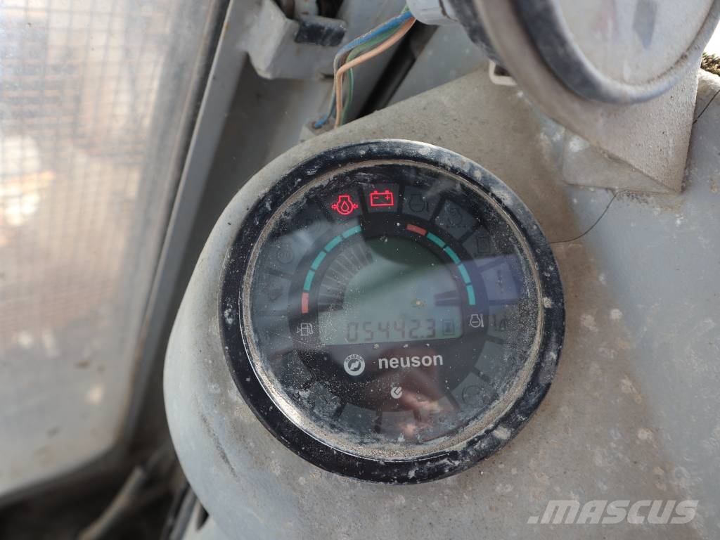 Neuson 75 Z 3 Midigrävmaskiner 7t - 12t