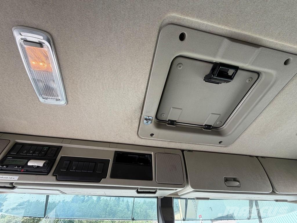 Volvo FM370 6X2 EURO6 Savivarčių priekabų vilkikai