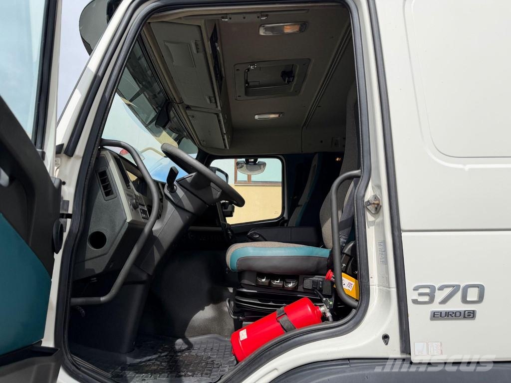 Volvo FM370 6X2 EURO6 Savivarčių priekabų vilkikai
